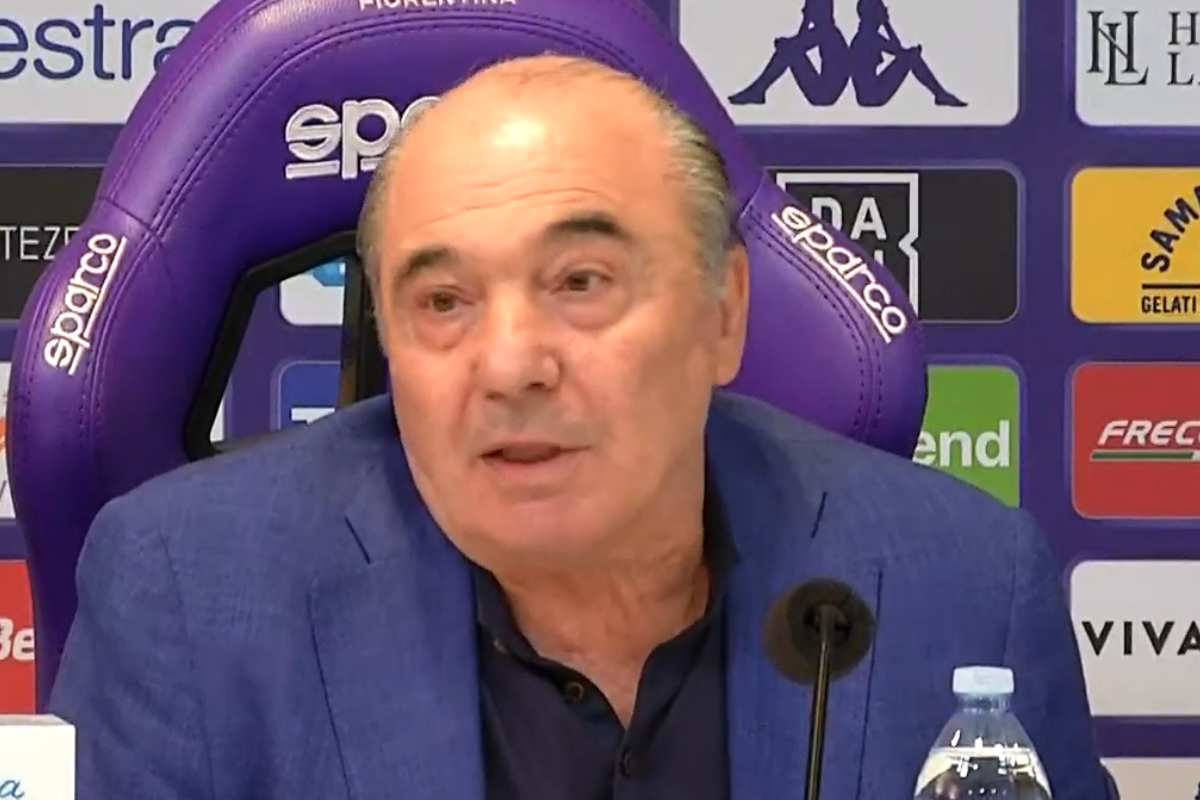 Rocco Commisso in conferenza 