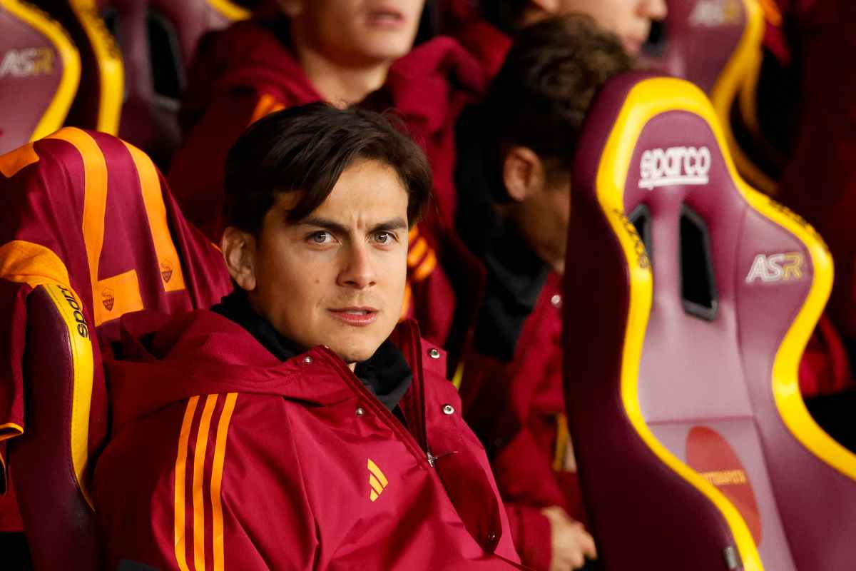 Paulo Dybala poco prima della gara col Napoli in campionato