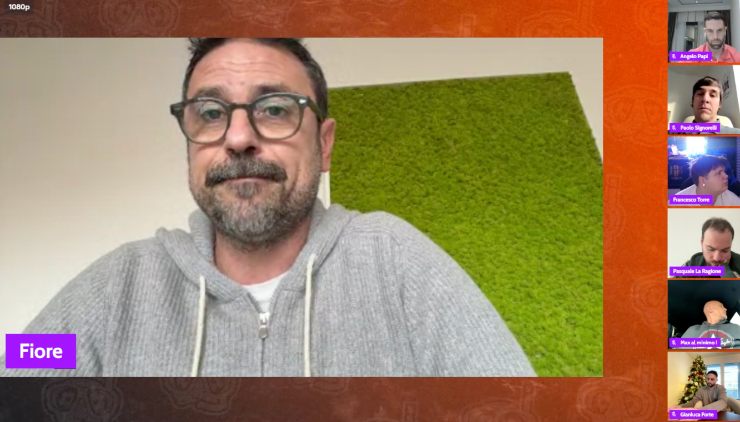 L'ex giocatore Stefano Fiore mentre è in diretta a Calciosub e attacca Conte