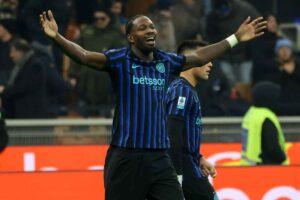 Thuram esulta dopo una rete