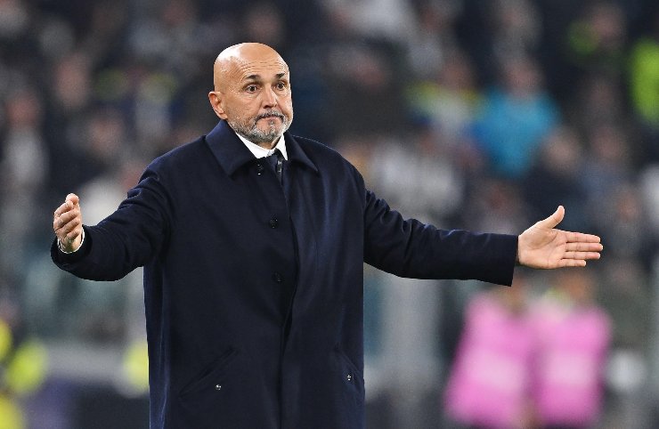Luciano Spalletti mentre si arrabbia con un arbitro durante la gara di Champions con lo Sporting