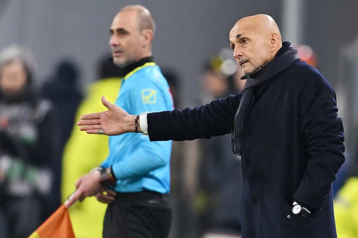 Luciano Spalletti mentre dà indicazioni a David in Juve-Cremonese