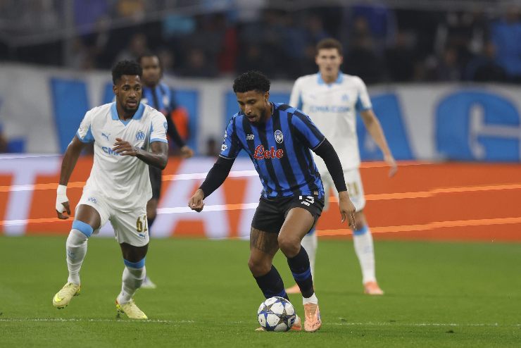 Ederson mentre gioca una partita di Champions League