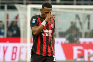 Estupinan durante una partita