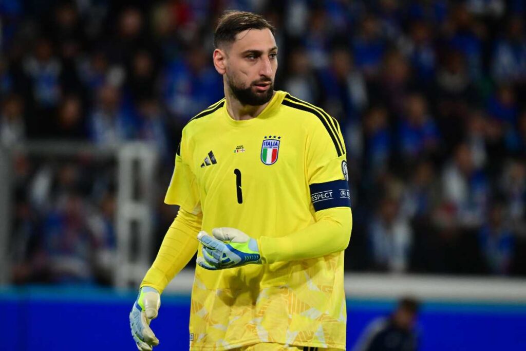 Donnarumma durante la gara con l'Irlanda