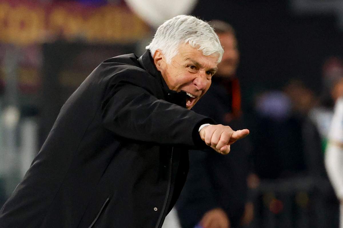 Gasperini mentre si arrabbia con i suoi giocatori