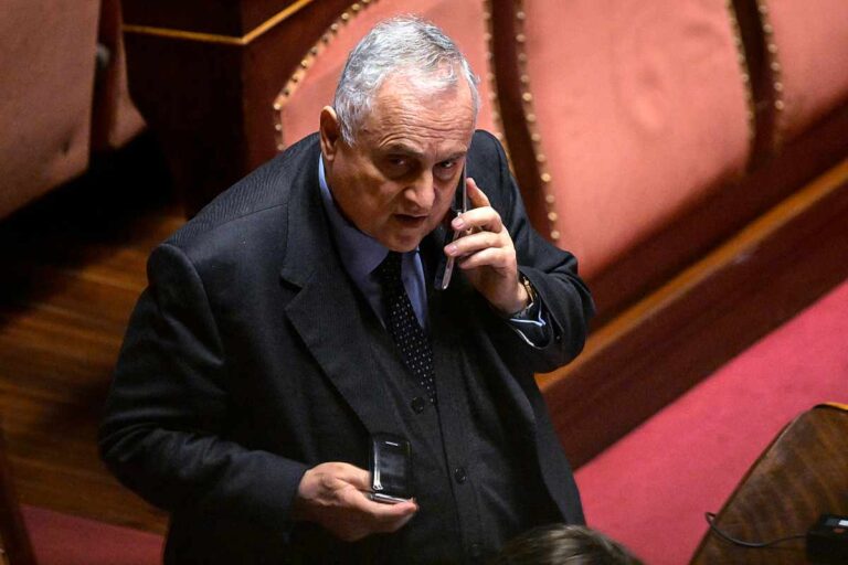 Altro doloroso e inaspettato addio in casa Lazio