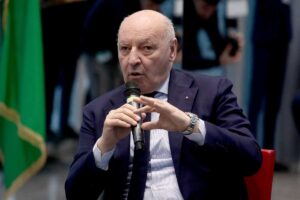 Il presidente dell'Inter Marotta durante un convegno