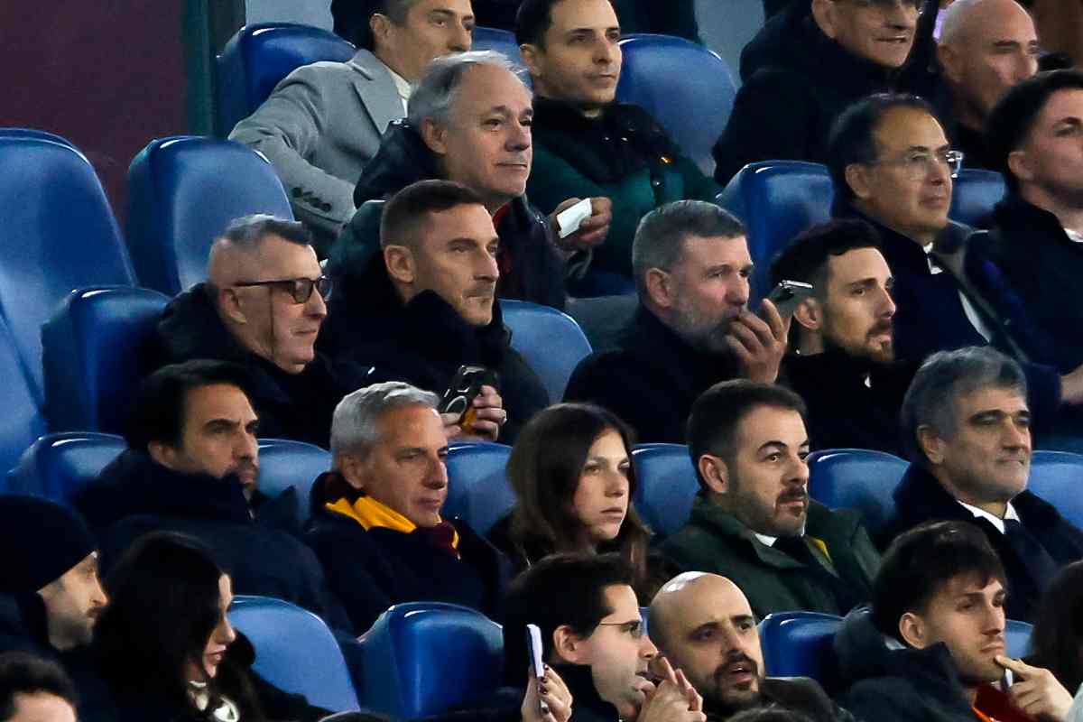 L'ex capitano della Roma Francesco Totti mentre è all'Olimpico