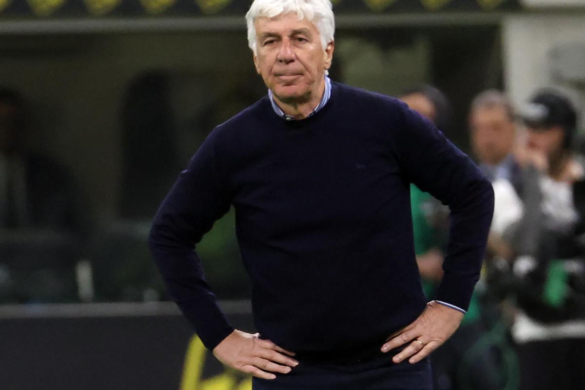 Gasperini amareggiato durante la gara con l'Inter