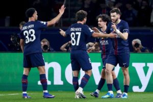 L'esultanza dei giocatori del Psg dopo il gol al Liverpool