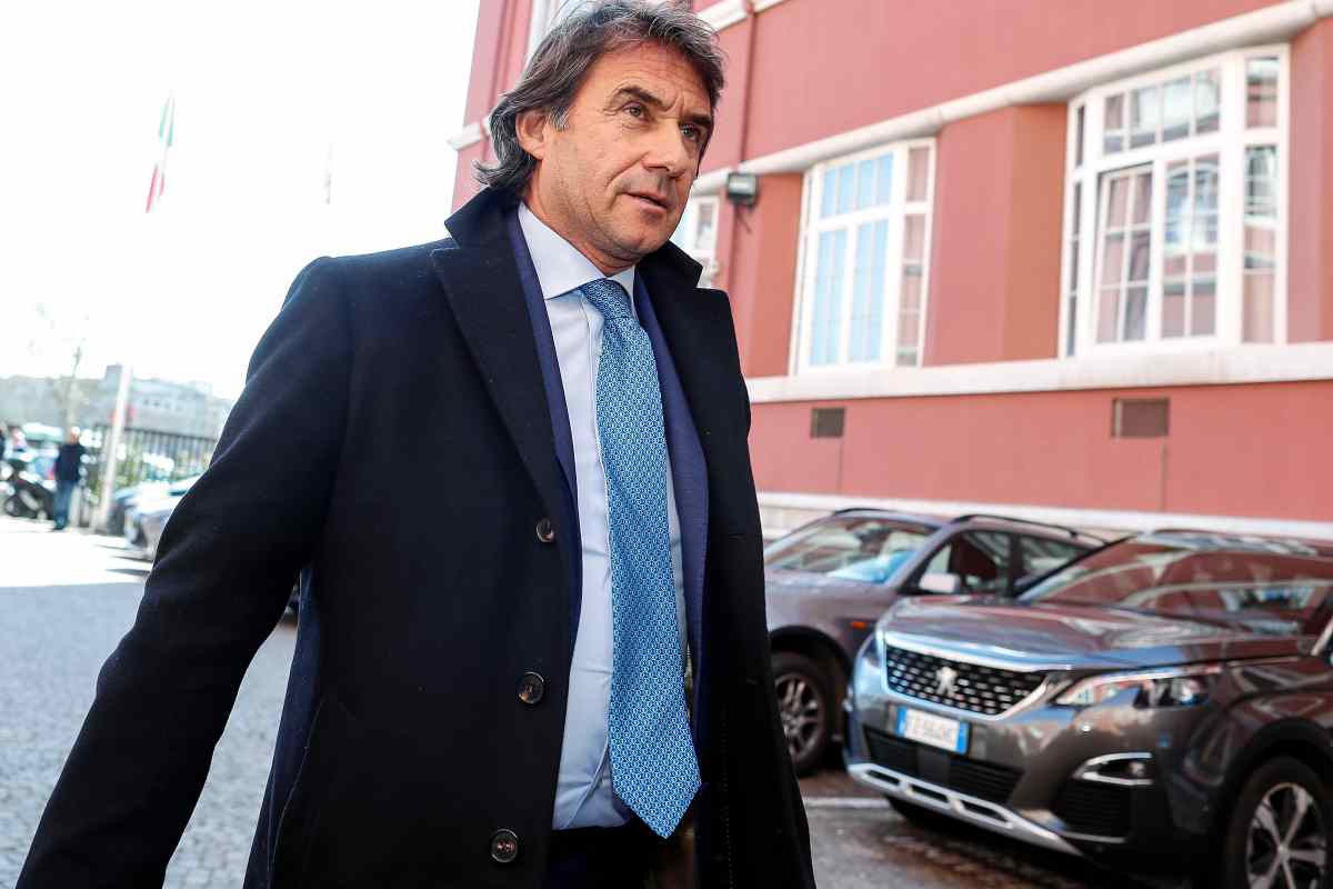 Carnevali Ad della Juve mentre sta entrando al Coni