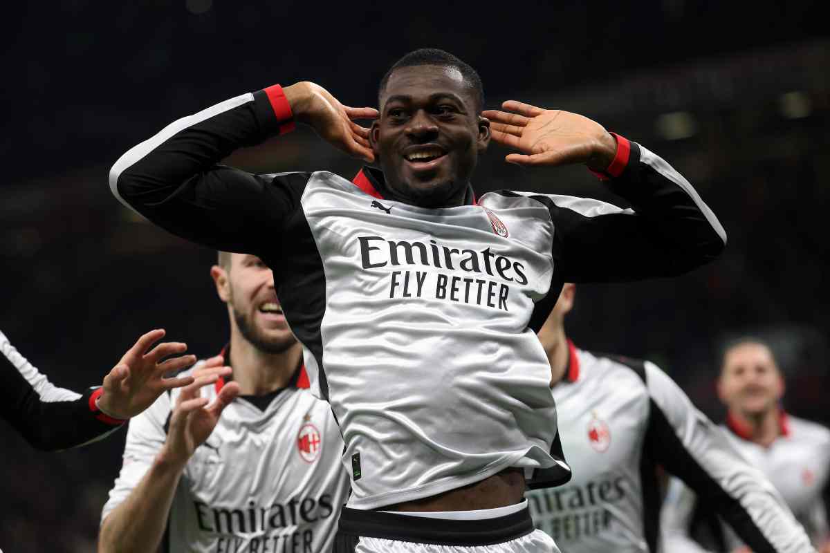 Il centrocampista del Milan Fofana dopo una rete