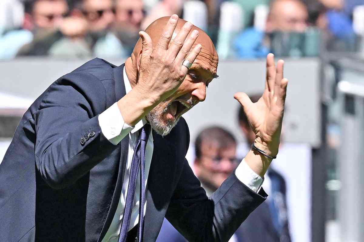 Luciano Spalletti mentre se la prende con i suoi giocatori