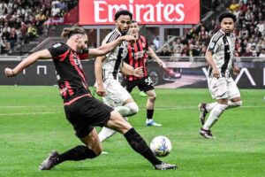 Un momento della gara tra Juve e Milan